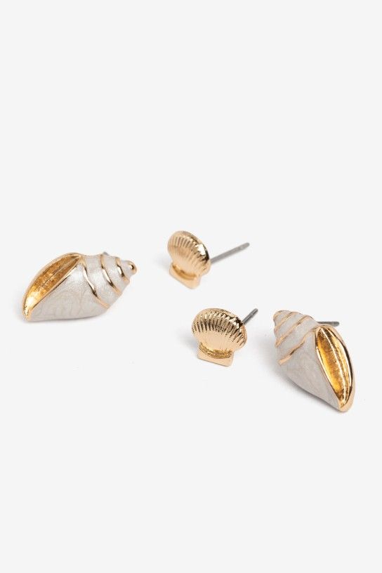 Pendientes botón conchas