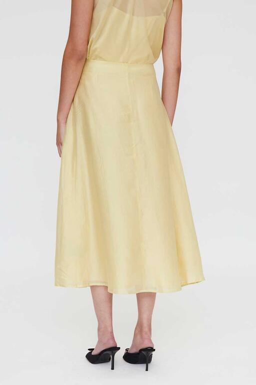Falda midi fluida amarillo ligero