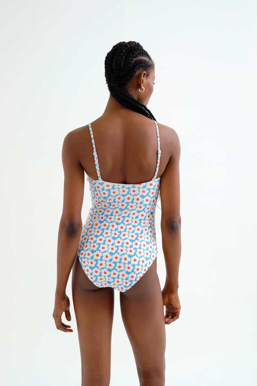 Bañador escote recto estampado