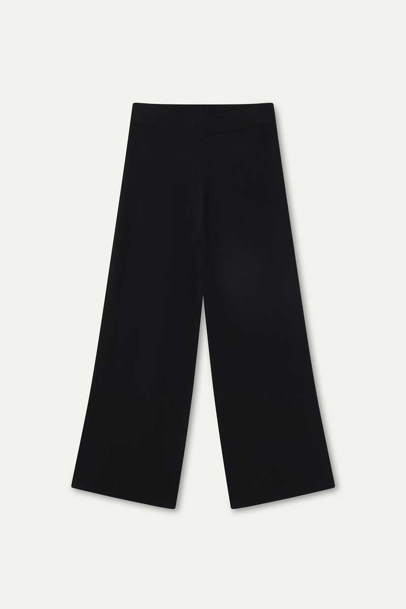 Pantalón básico de punto negro