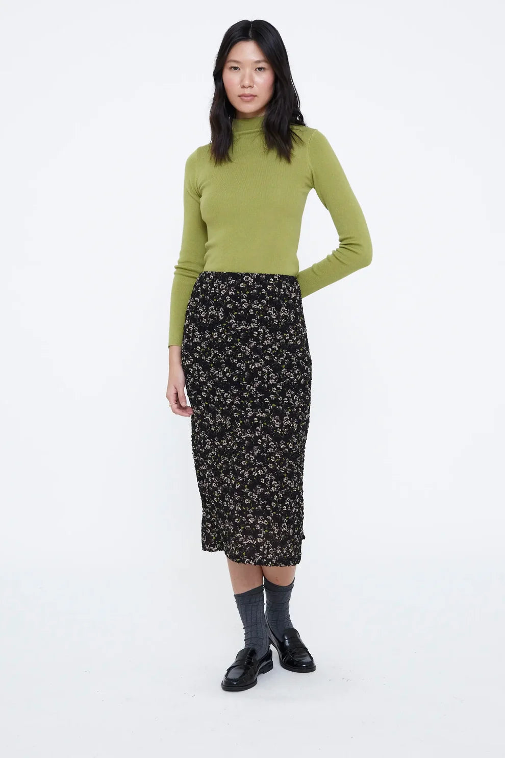 Top cuello alto verde