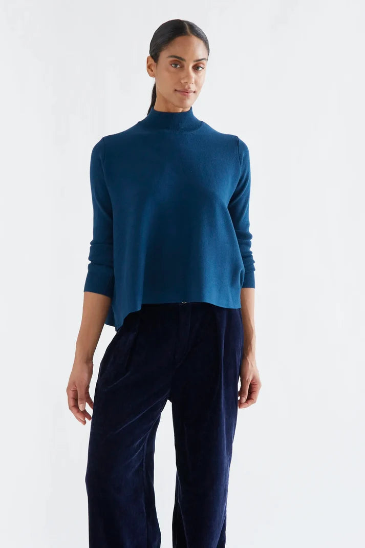 Jersey cuello alto básico azul