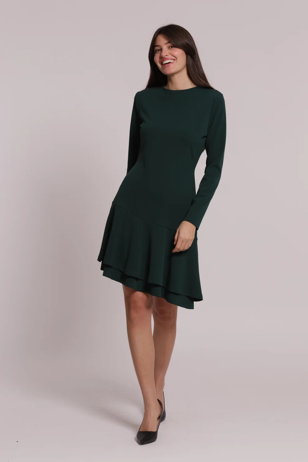 Vestido asimétrico de manga larga